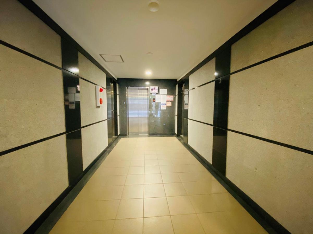 Apartment House Hakuyu Motomachi K Осака Екстериор снимка